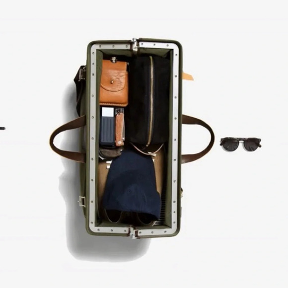 Line of Trade weekender bag olive green canvas w/ brown leather & nylon straps - Picture 9 of 16